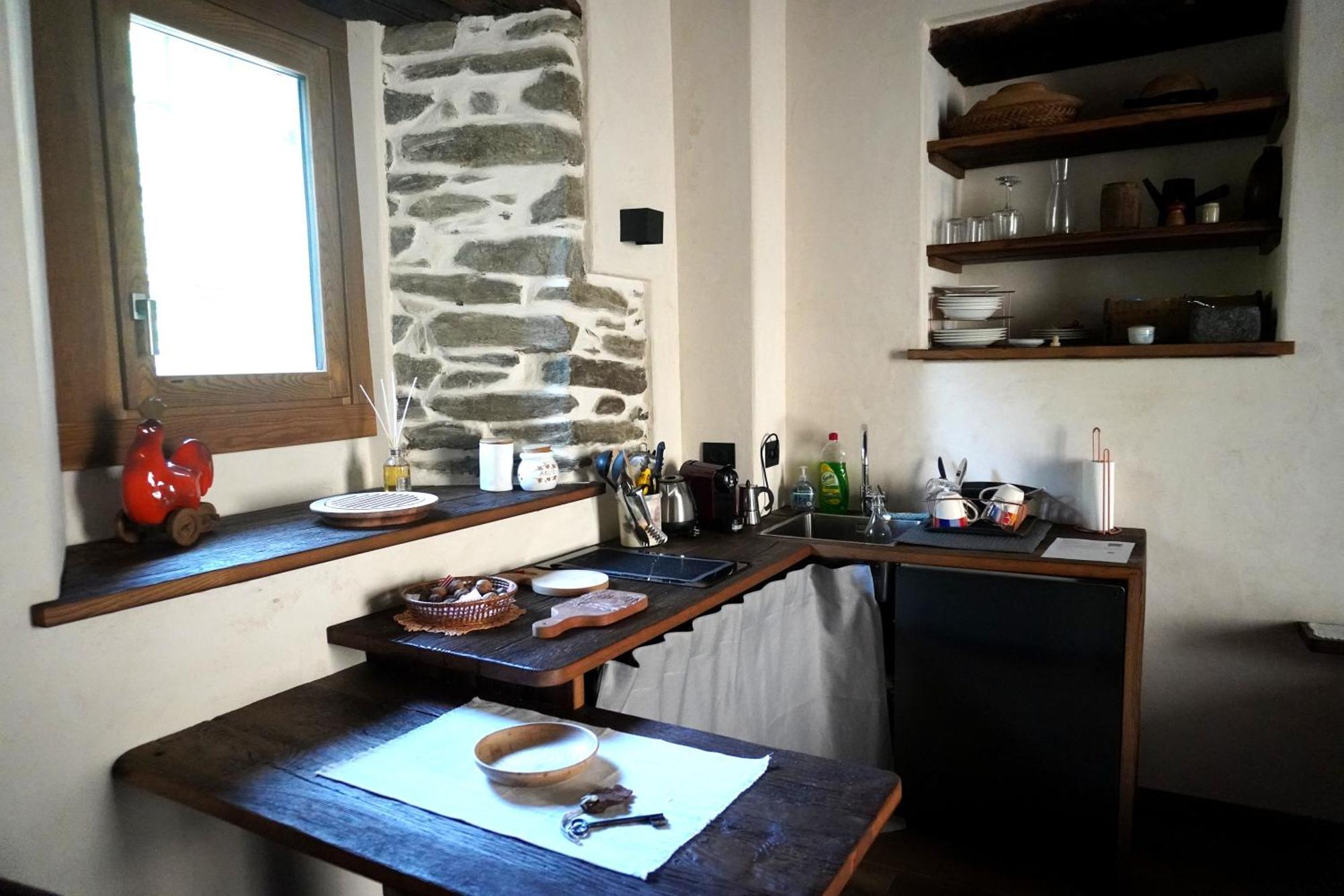 Apartament La Torre Colombaia - Monumento Del 1400 Arnad Zewnętrze zdjęcie