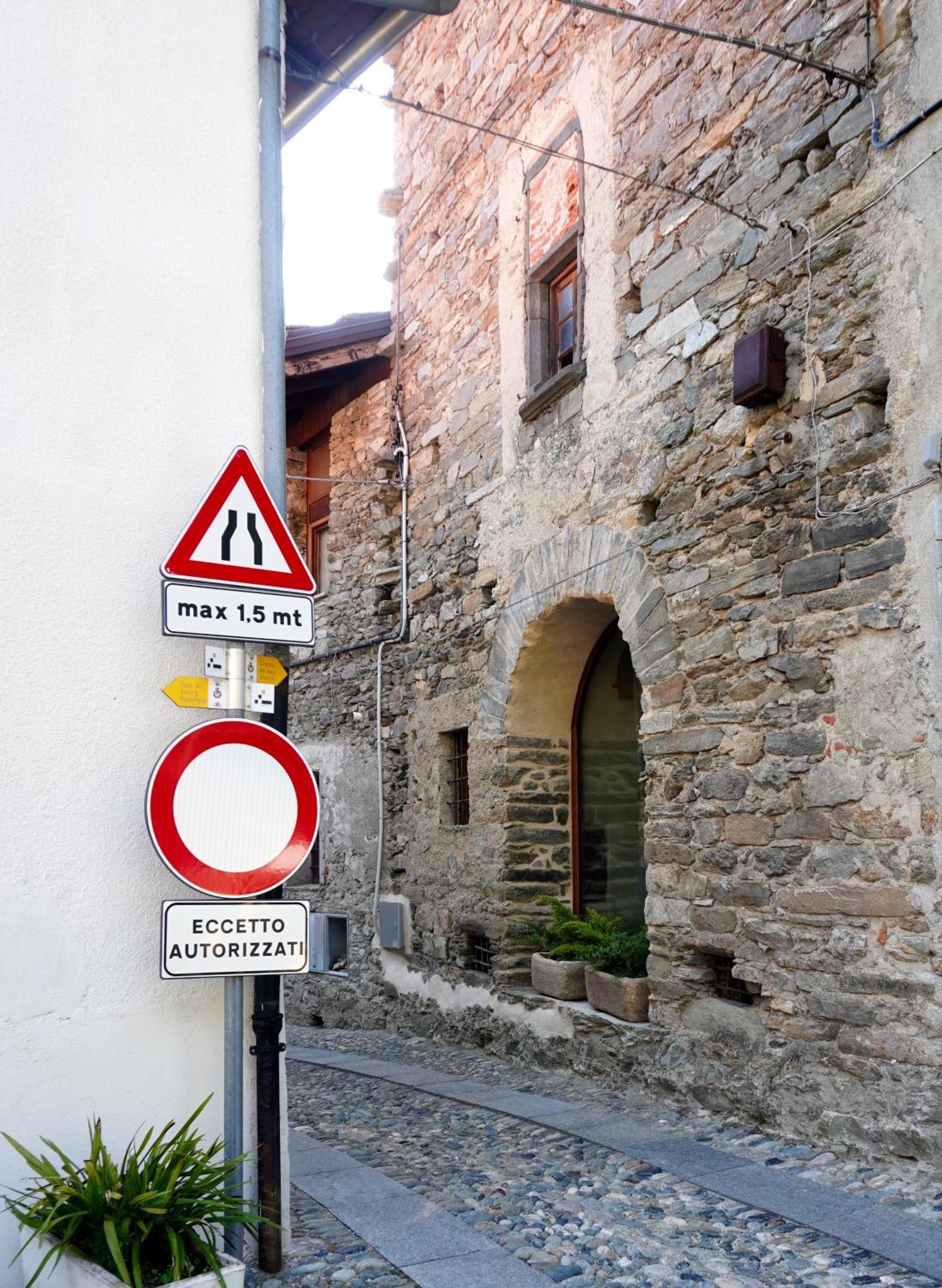 Apartament La Torre Colombaia - Monumento Del 1400 Arnad Zewnętrze zdjęcie